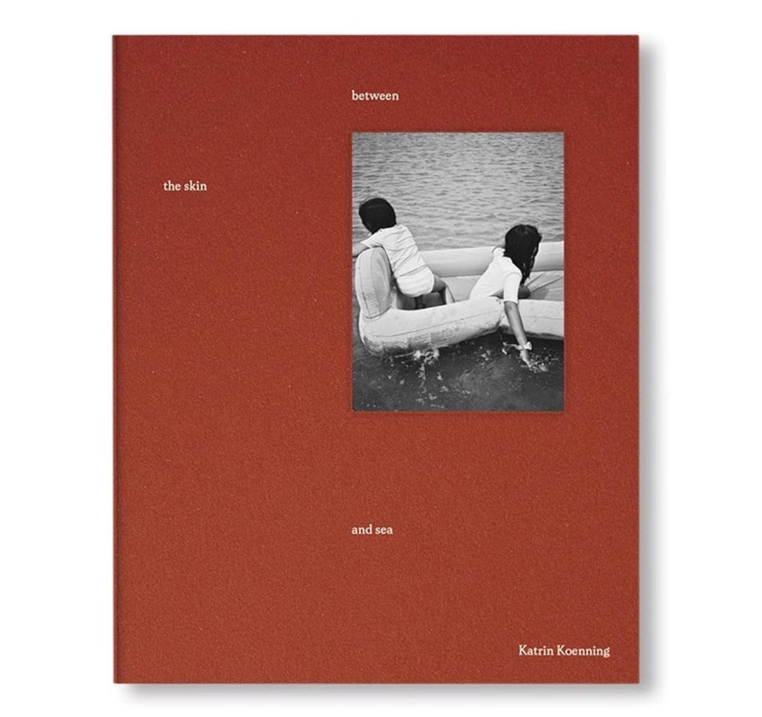 洋書 Katrin Koenning - between the skin Katrin Koenning - Between the Skin & Sea | Photobook Junkies