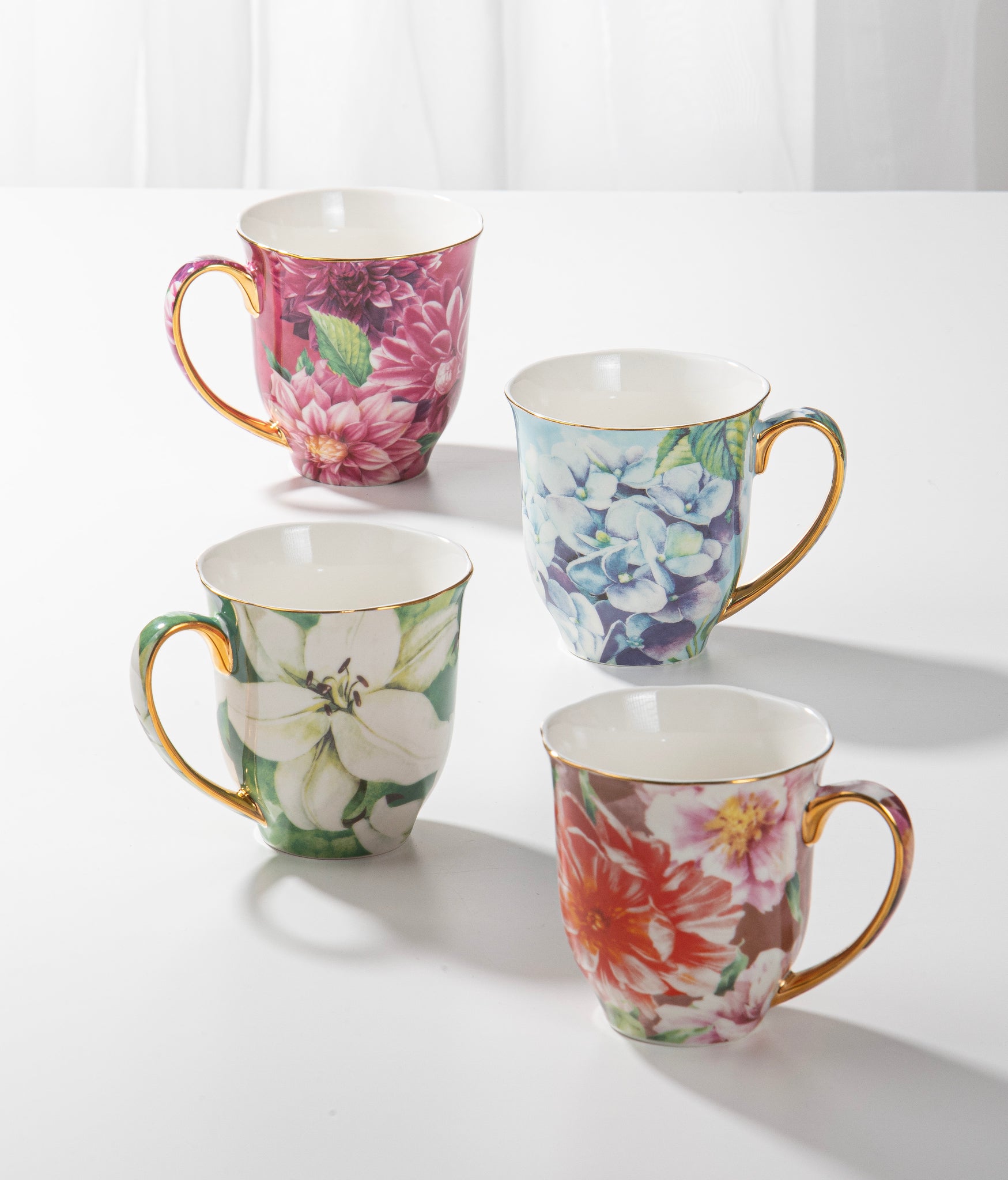 Bold Blooms White Lily Mug