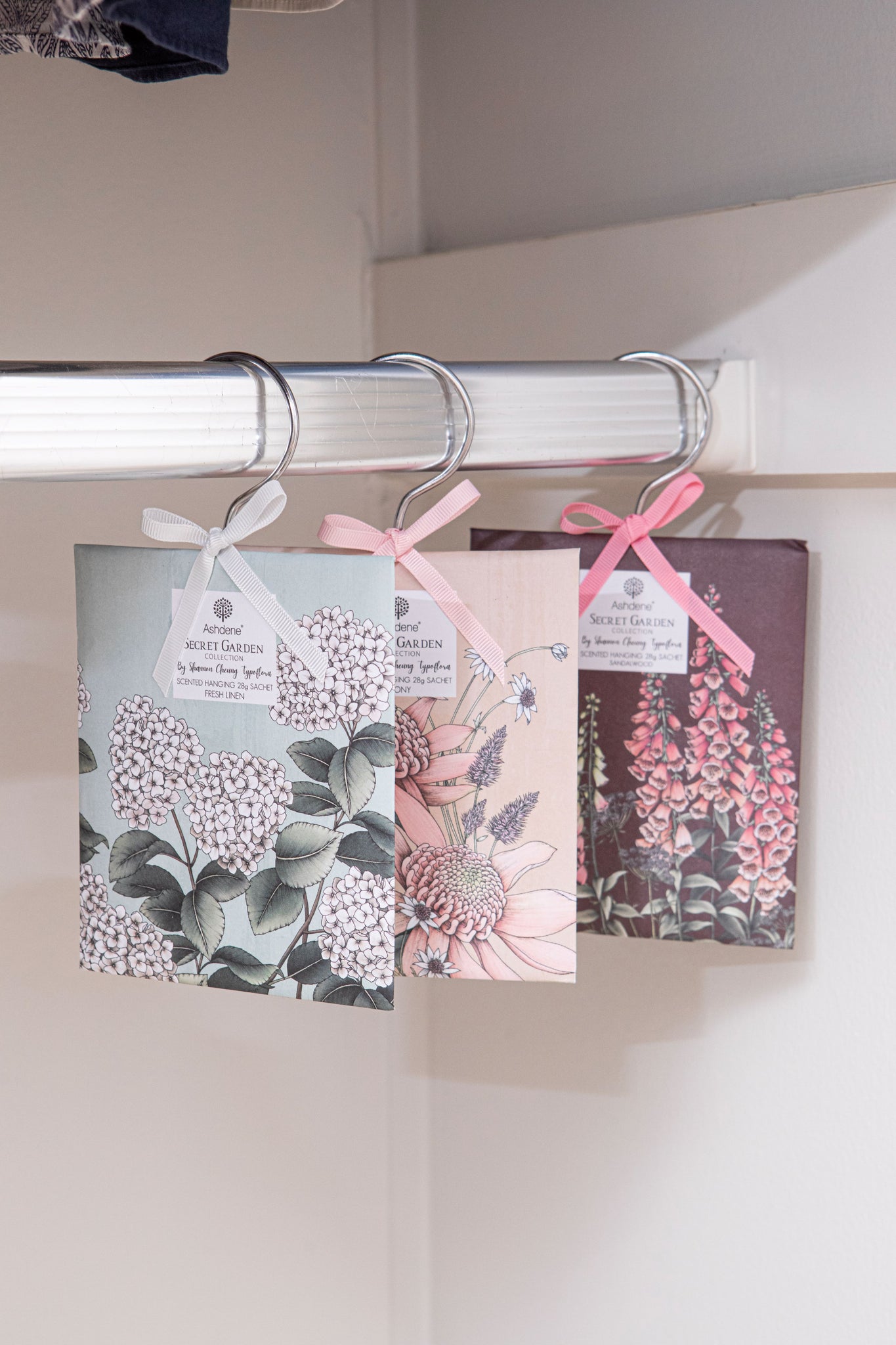 Secret Garden 28g 4 pack Fresh Linen Hang Scented Sachet