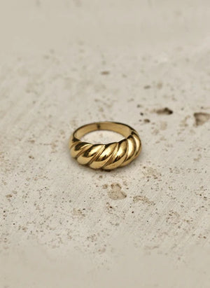 Aquarius Ring