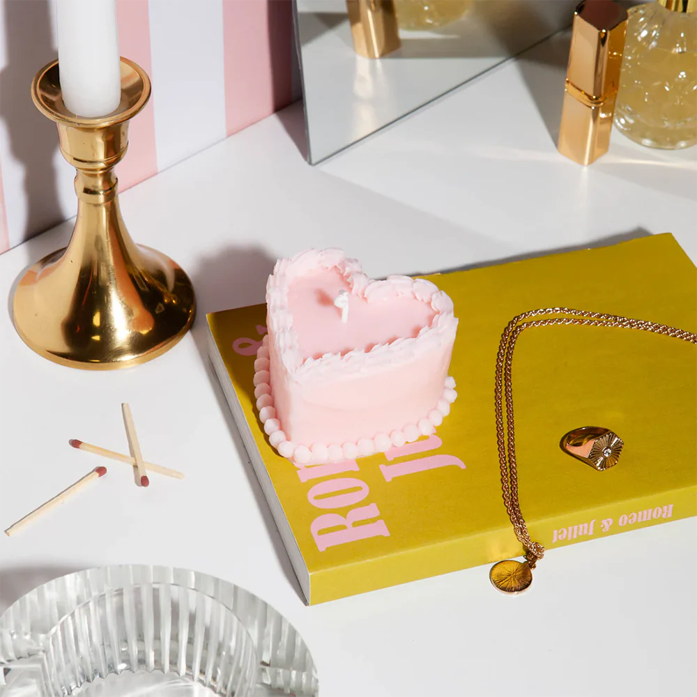 Sweetie Candle Cake Pink