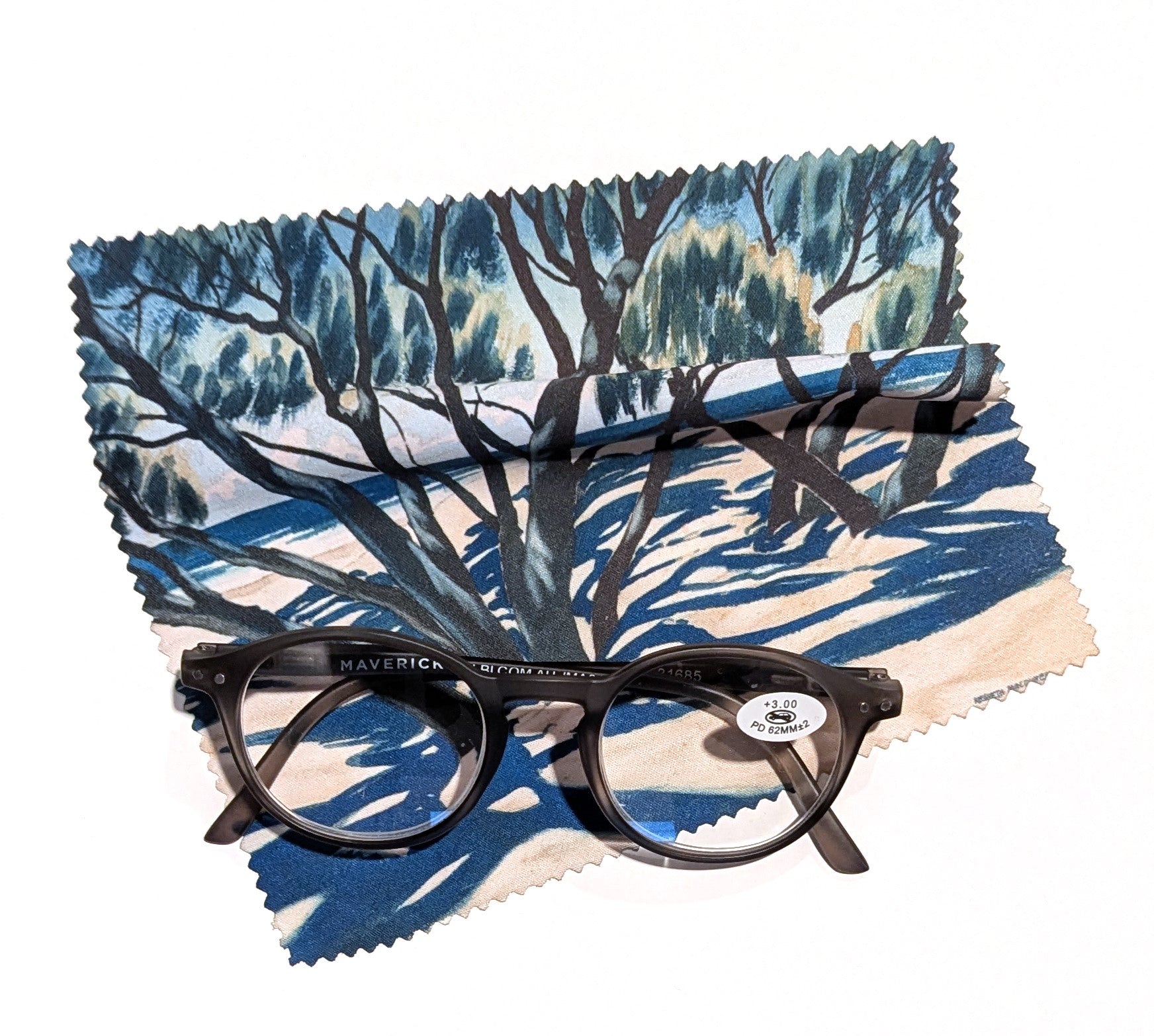 Under the Casuarinas Lens Cloth