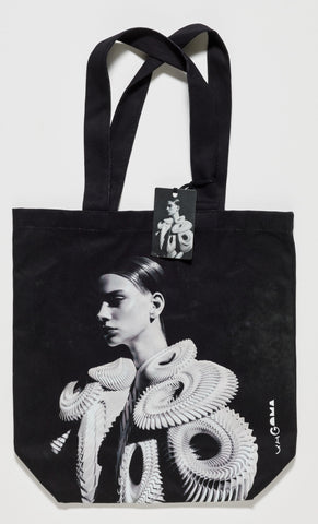 Tote stoffen tas mockup realistische set met geïsoleerde afbeeldingen Tote stoffen tas mockup realistische set met geïsoleerde afbeeldingen