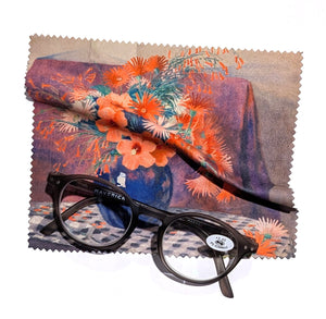 Hibiscus Gerbera and Russelia Lens Cloth